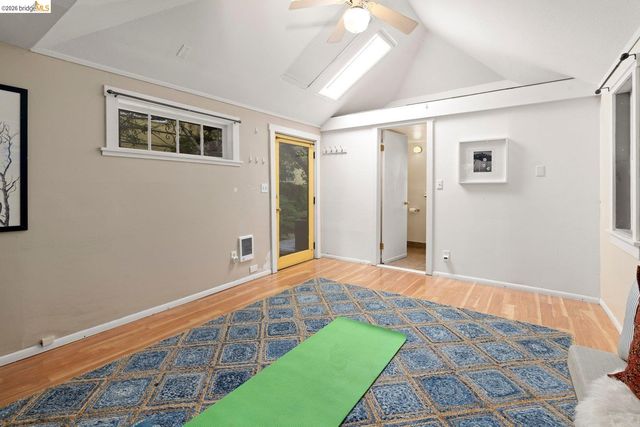 2633 Regent St, Berkeley, CA 94704