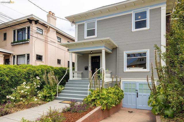2633 Regent St, Berkeley, CA 94704