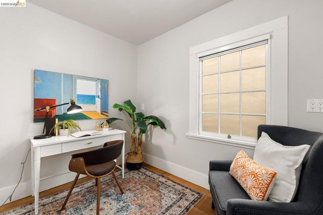 2633 Regent St, Berkeley, CA 94704