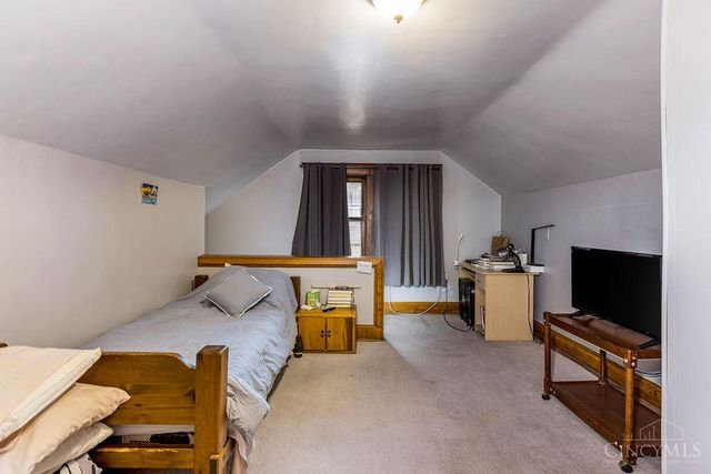 5703 Cedar Street, Elmwood Place, OH 45216