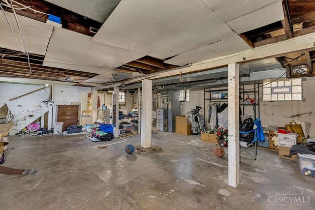 5703 Cedar Street, Elmwood Place, OH 45216