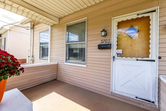 5703 Cedar Street, Elmwood Place, OH 45216