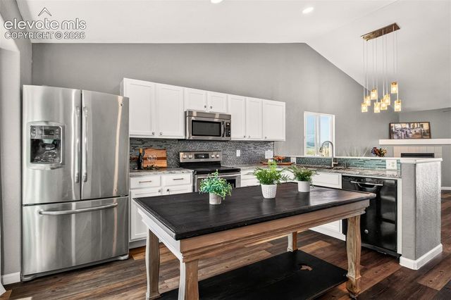 7048 Ketchum Drive, Colorado Springs, CO 80911