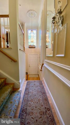 7449 CARRIAGE HILLS DR, Mclean, VA 22102