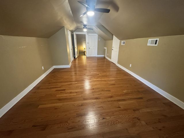 1570 E MCLEMORE AVE, Memphis, TN 38106
