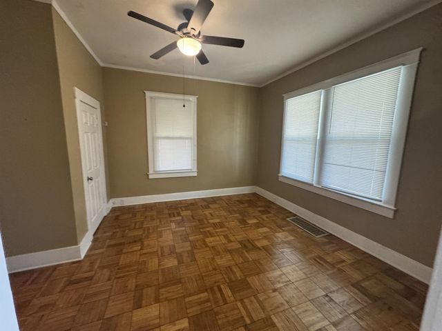 1570 E MCLEMORE AVE, Memphis, TN 38106