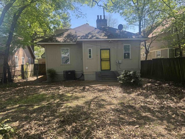1570 E MCLEMORE AVE, Memphis, TN 38106