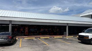 4559 N Pine Island Rd, Sunrise, FL 33351