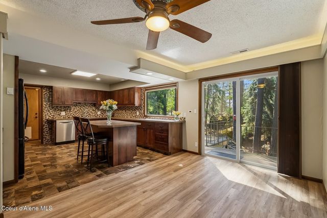 1023 N Crestline Dr, Coeur D'alene, ID 83814