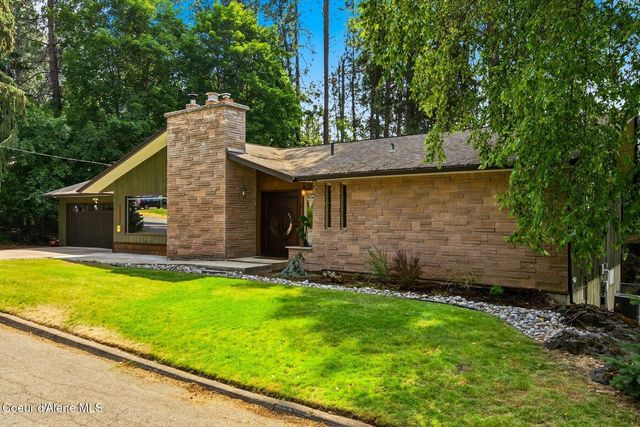 1023 N Crestline Dr, Coeur D'alene, ID 83814