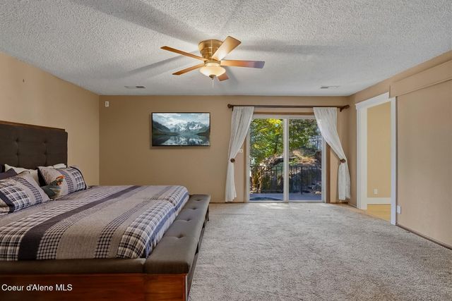 1023 N Crestline Dr, Coeur D'alene, ID 83814
