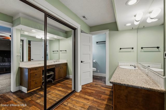 1023 N Crestline Dr, Coeur D'alene, ID 83814