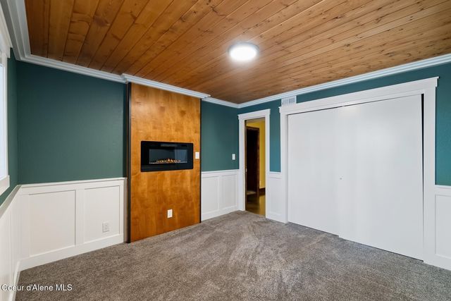 1023 N Crestline Dr, Coeur D'alene, ID 83814