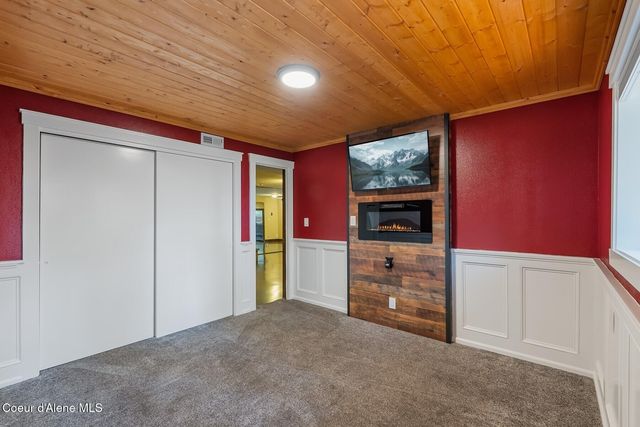 1023 N Crestline Dr, Coeur D'alene, ID 83814