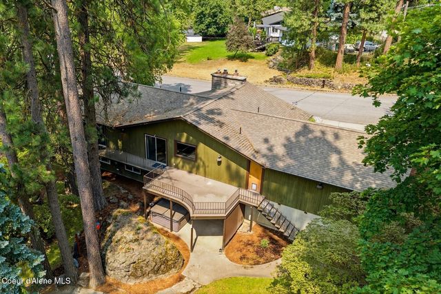 1023 N Crestline Dr, Coeur D'alene, ID 83814