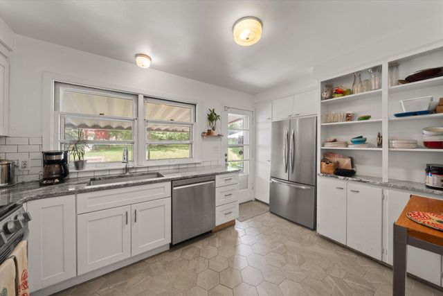 851 Mt Pleasant Avenue, Ann Arbor, MI 48103