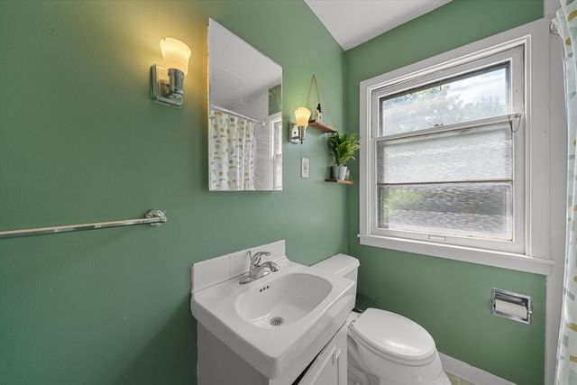 851 Mt Pleasant Avenue, Ann Arbor, MI 48103