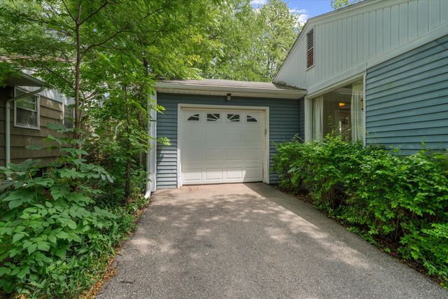 851 Mt Pleasant Avenue, Ann Arbor, MI 48103
