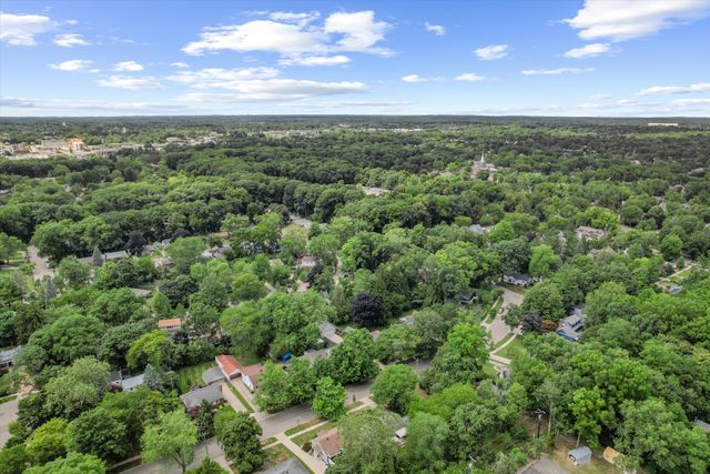 851 Mt Pleasant Avenue, Ann Arbor, MI 48103