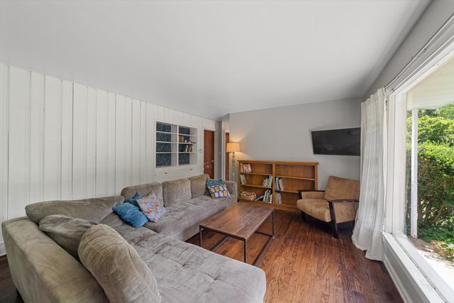 851 Mt Pleasant Avenue, Ann Arbor, MI 48103