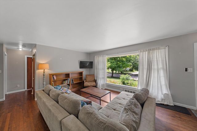 851 Mt Pleasant Avenue, Ann Arbor, MI 48103