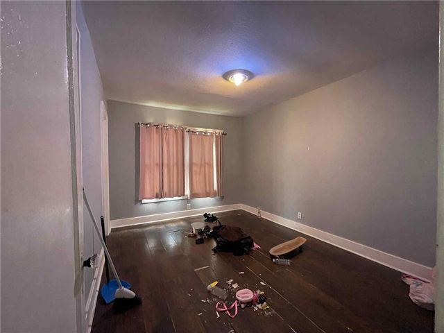 401 E 6th St, Bishop, TX 78343