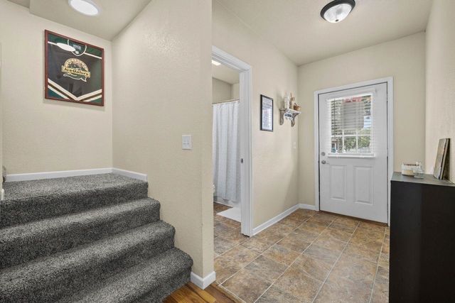 9 7th St NW, Minot, ND 58703