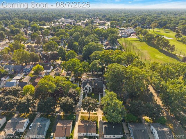 1935 Brookwood Avenue, Royal Oak, MI 48073