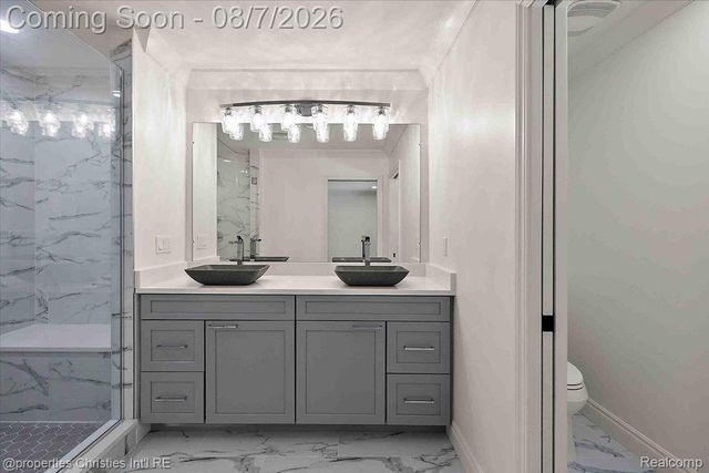 1935 Brookwood Avenue, Royal Oak, MI 48073