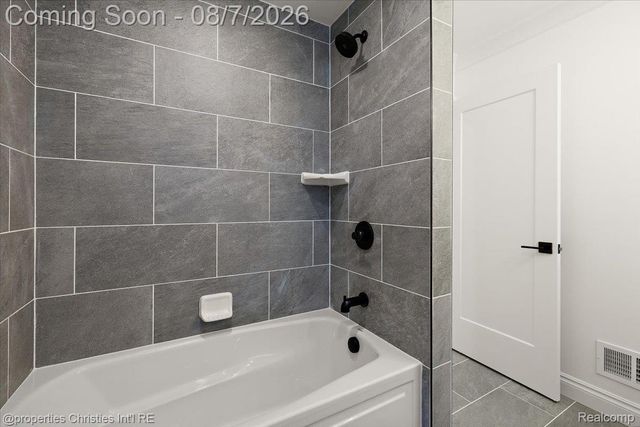 1935 Brookwood Avenue, Royal Oak, MI 48073