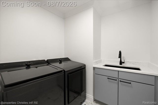 1935 Brookwood Avenue, Royal Oak, MI 48073