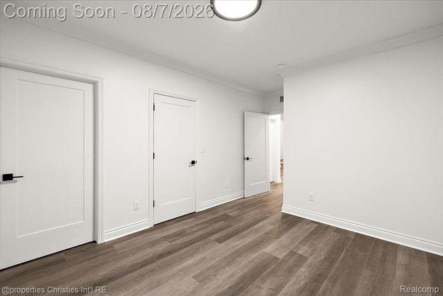 1935 Brookwood Avenue, Royal Oak, MI 48073