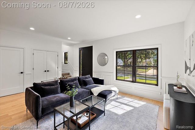 1935 Brookwood Avenue, Royal Oak, MI 48073