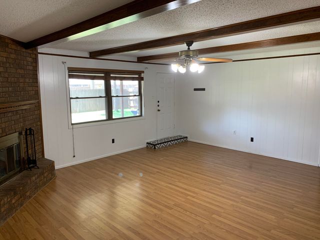 5201 15th Street, Lubbock, TX 79416