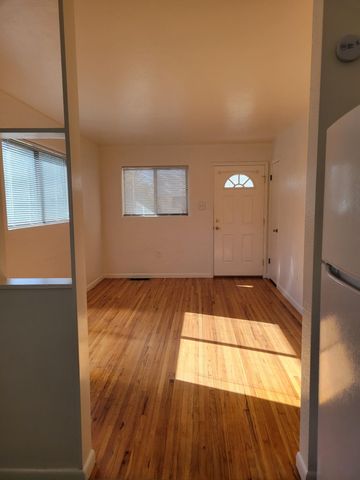 4021 Thaxton Avenue SE, Albuquerque, NM 87108