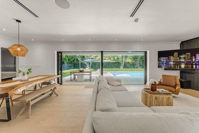 1415 Sorolla Ave, Coral Gables, FL 33134