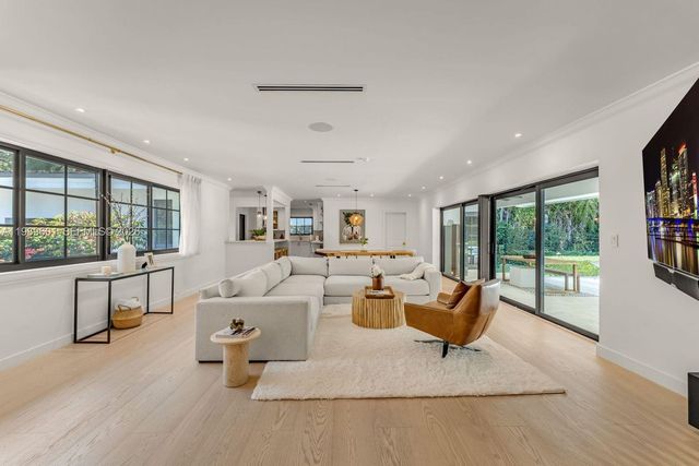 1415 Sorolla Ave, Coral Gables, FL 33134