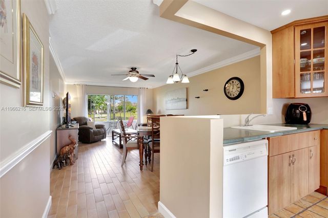 4311 NW 16th Street B103, Lauderhill, FL 33313
