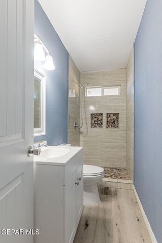 5001 DEBEERS Drive, El Paso, TX 79924