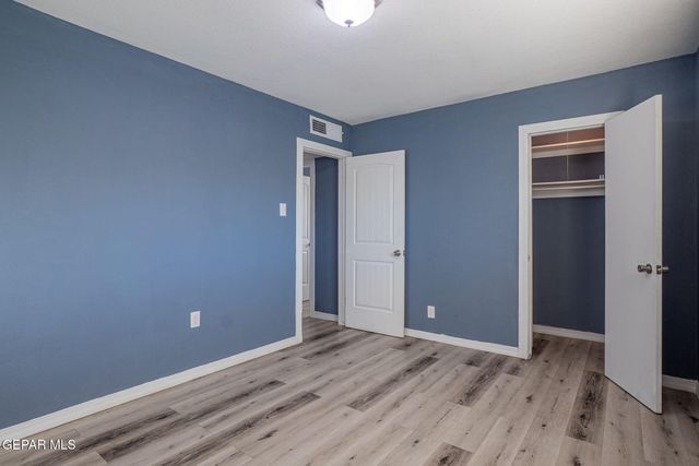 5001 DEBEERS Drive, El Paso, TX 79924