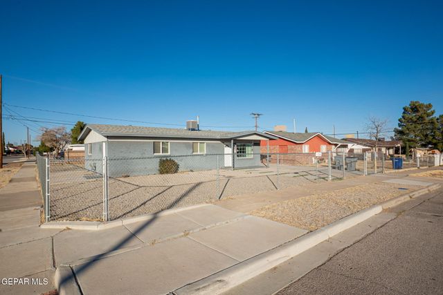 5001 DEBEERS Drive, El Paso, TX 79924