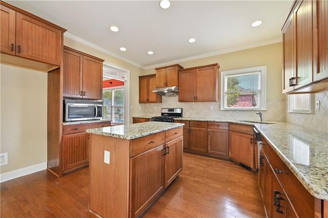 1413 Park Hollow Lane NE, Lawrenceville, GA 30043