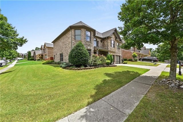 1413 Park Hollow Lane NE, Lawrenceville, GA 30043