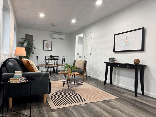 154 Frizzell AVE, Norfolk, VA 23502
