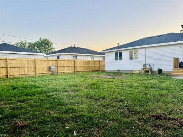 154 Frizzell AVE, Norfolk, VA 23502