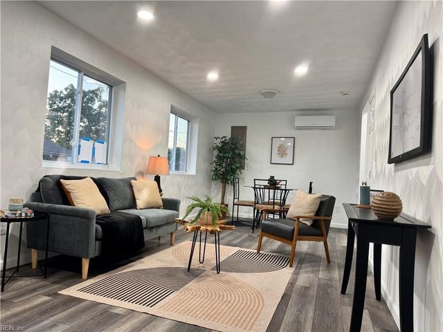 154 Frizzell AVE, Norfolk, VA 23502