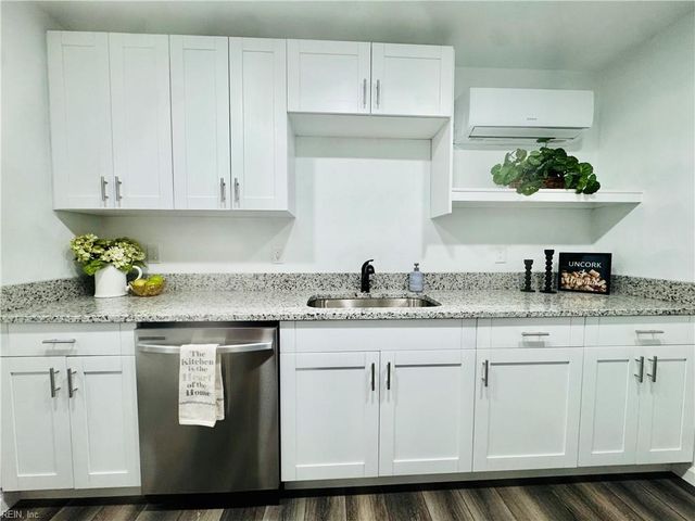 154 Frizzell AVE, Norfolk, VA 23502