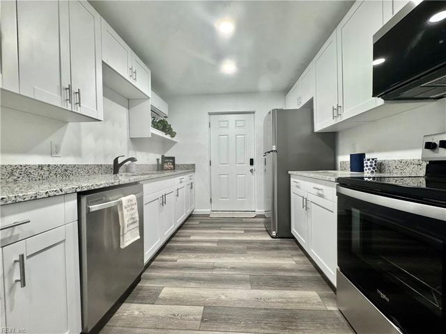 154 Frizzell AVE, Norfolk, VA 23502