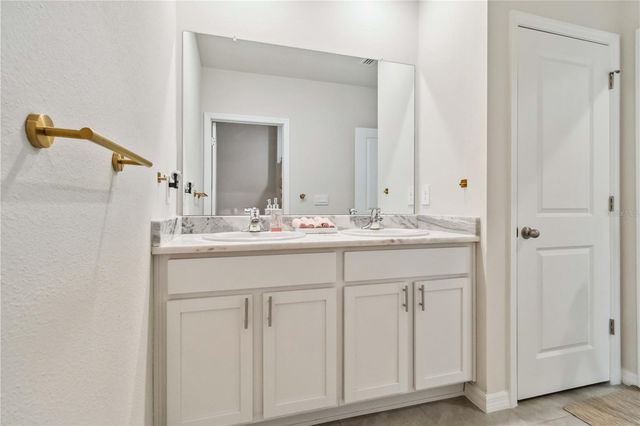 18006 CANOPY PLACE, Bradenton, FL 34211