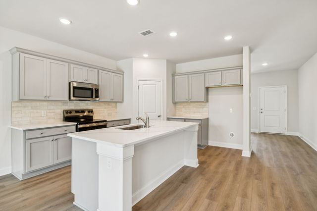 444 Stardust Drive, Lebanon, TN 37087